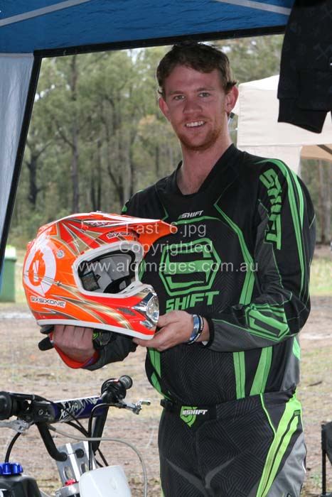 445x677 pixels (65K)